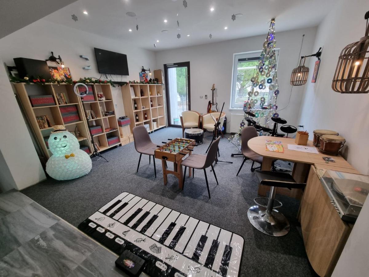 Artrock Residence Изола Экстерьер фото