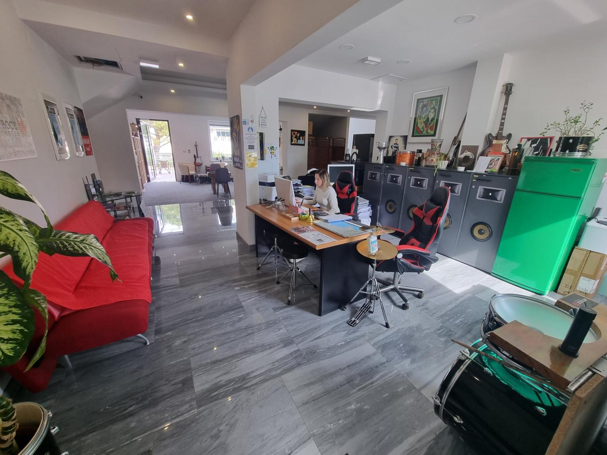 Artrock Residence Изола Экстерьер фото