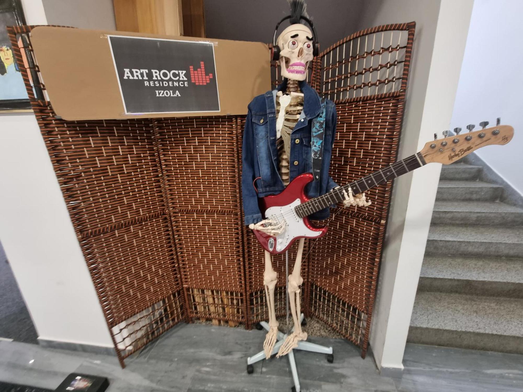 Artrock Residence Изола Экстерьер фото